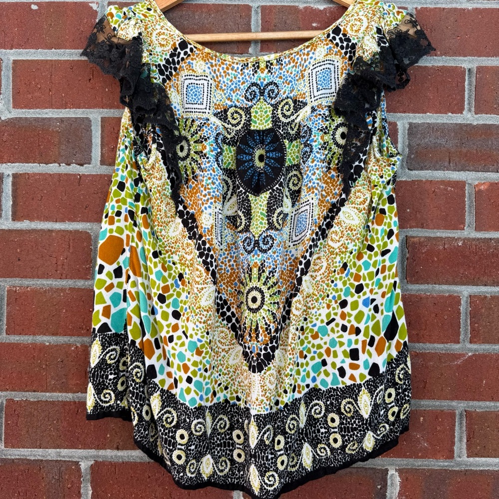 Colorful Patterned Women's Top - Picture 2 of 6
